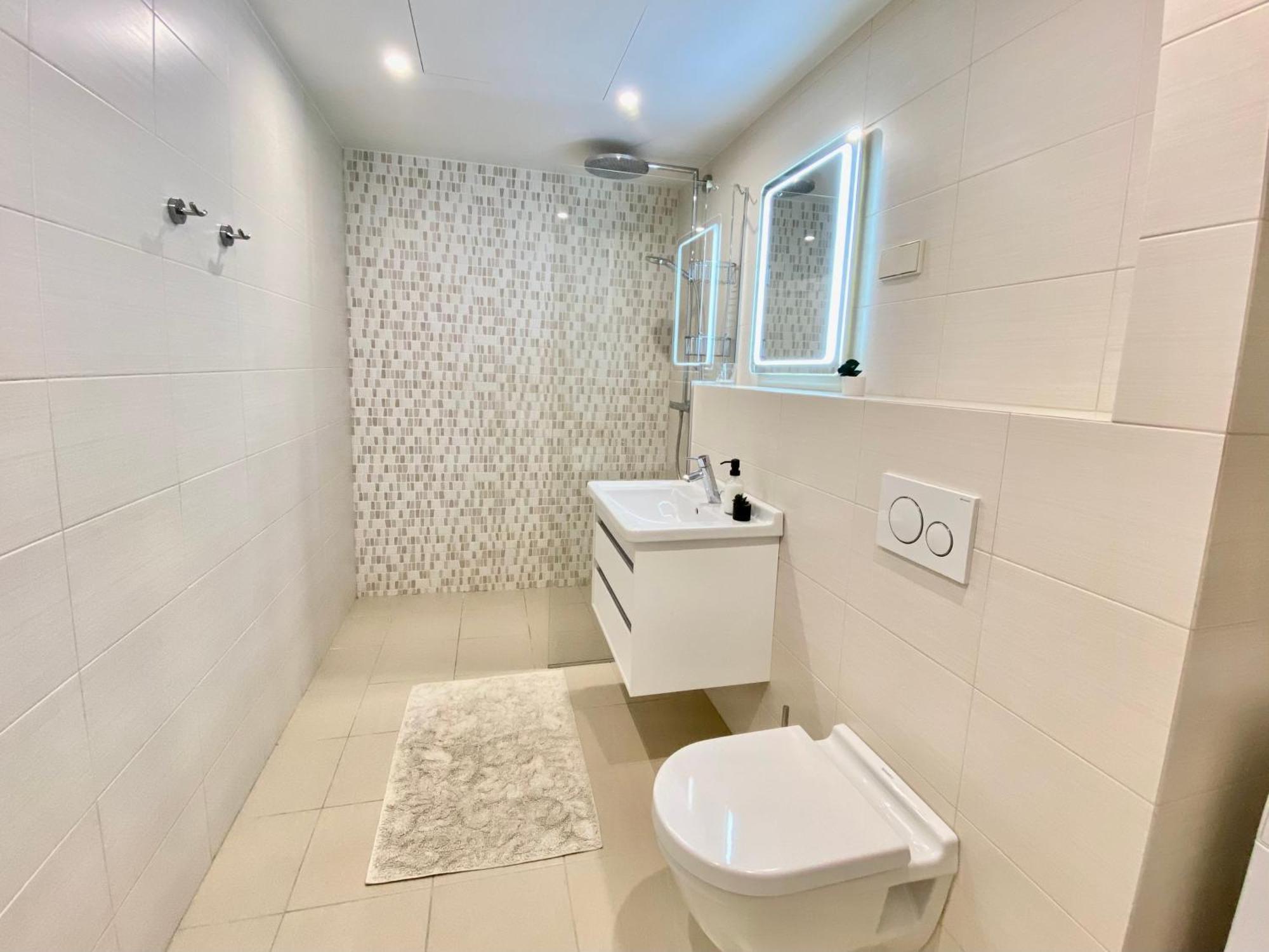 Apartamento Prime Haven Near Sea & Park, Free Parking, Terrace Tallin Exterior foto